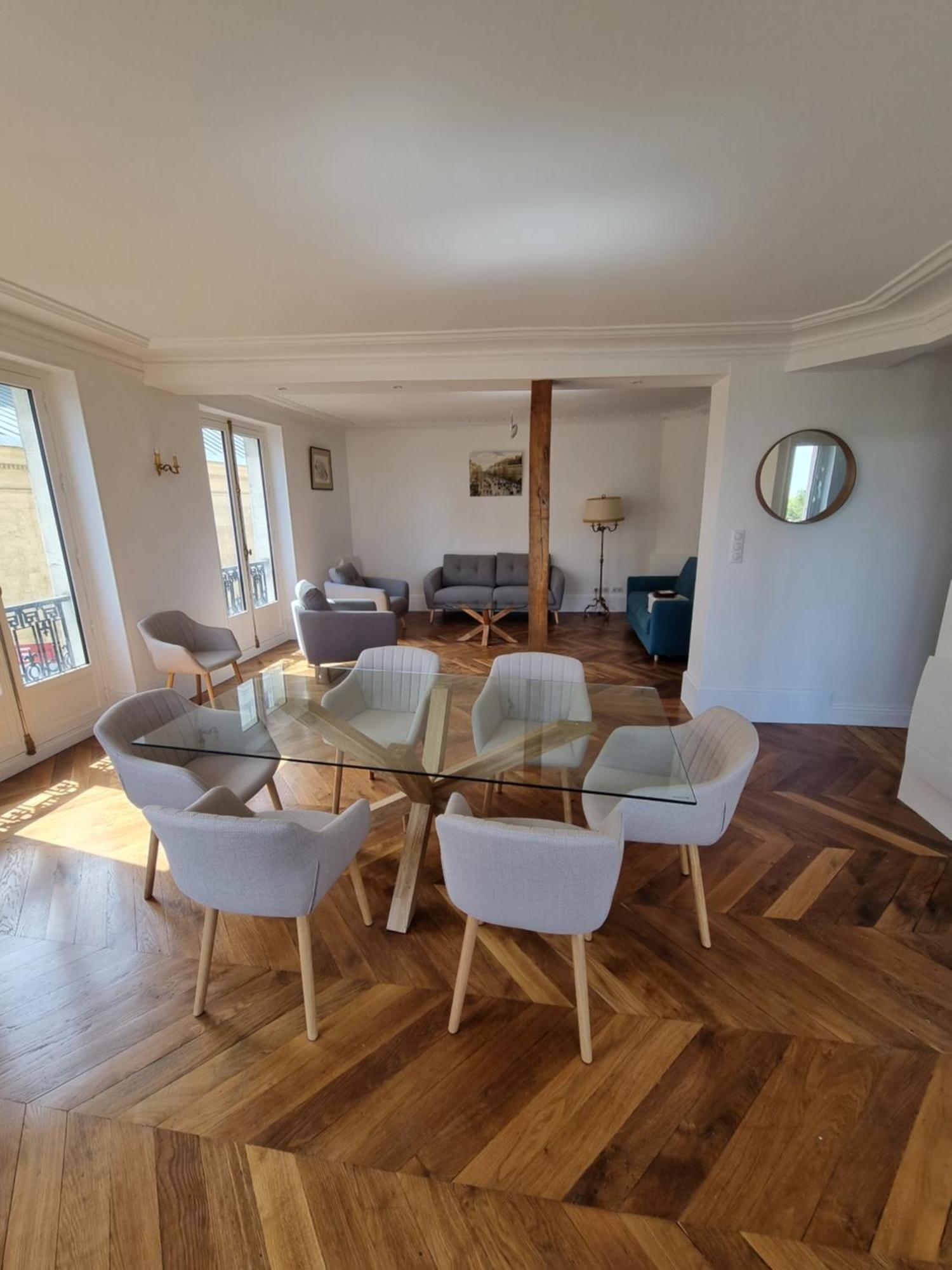 Face Chateau St Germain En Laye, Appartement 4 A 6 Personnes, 23 Min De Paris Champs-Elysees Saint-Germain-en-Laye Exterior foto